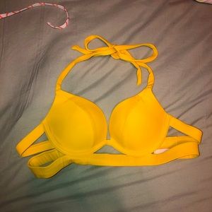 Victoria’s Secret Push-up bikini top ‼️